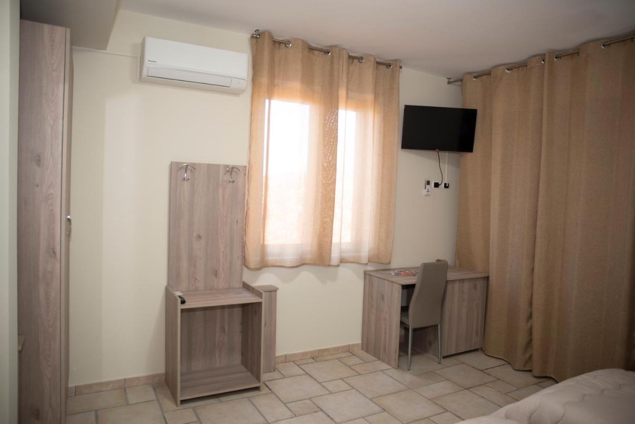 B&B La Terrazza Degli Scrittori Racalmuto Екстериор снимка