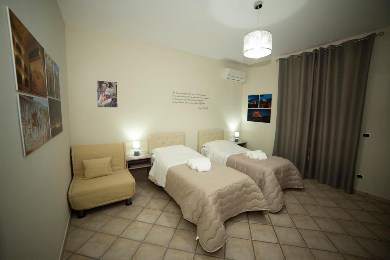 B&B La Terrazza Degli Scrittori Racalmuto Екстериор снимка