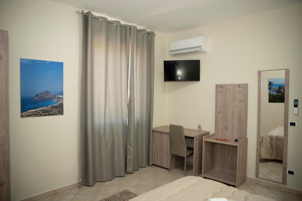 B&B La Terrazza Degli Scrittori Racalmuto Екстериор снимка